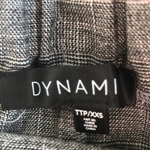 Mini Skirt 🌸 - Picture 3 of 3